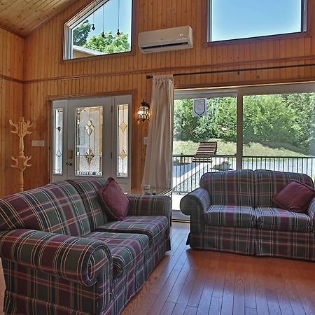 Ranch St-Hubert Bed and Breakfast Saint-Hermenegilde Buitenkant foto