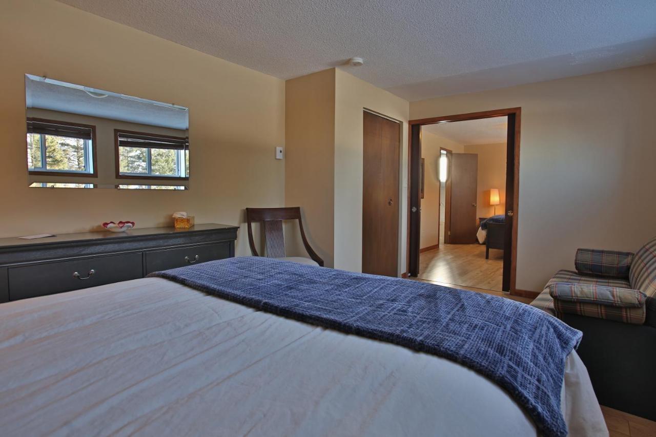 Ranch St-Hubert Bed and Breakfast Saint-Hermenegilde Buitenkant foto