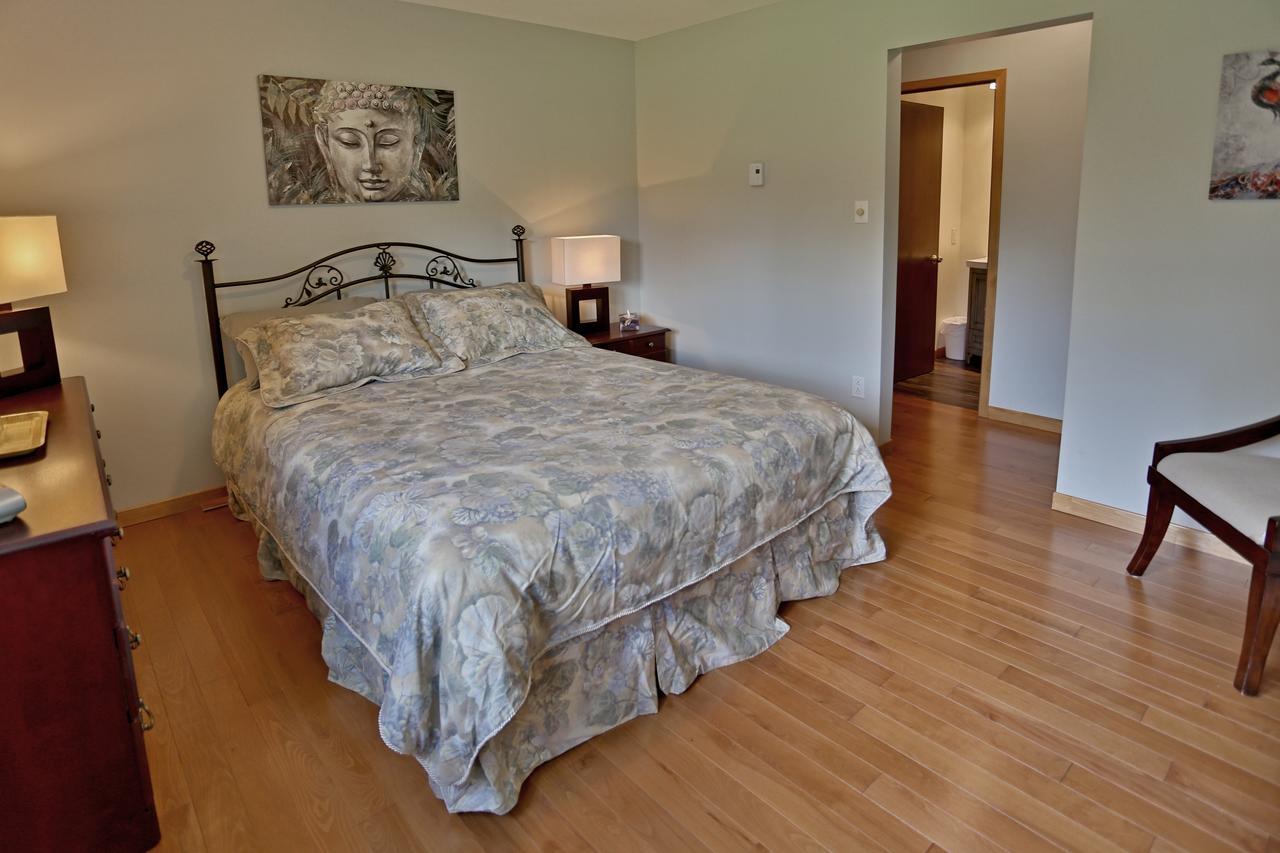 Ranch St-Hubert Bed and Breakfast Saint-Hermenegilde Buitenkant foto